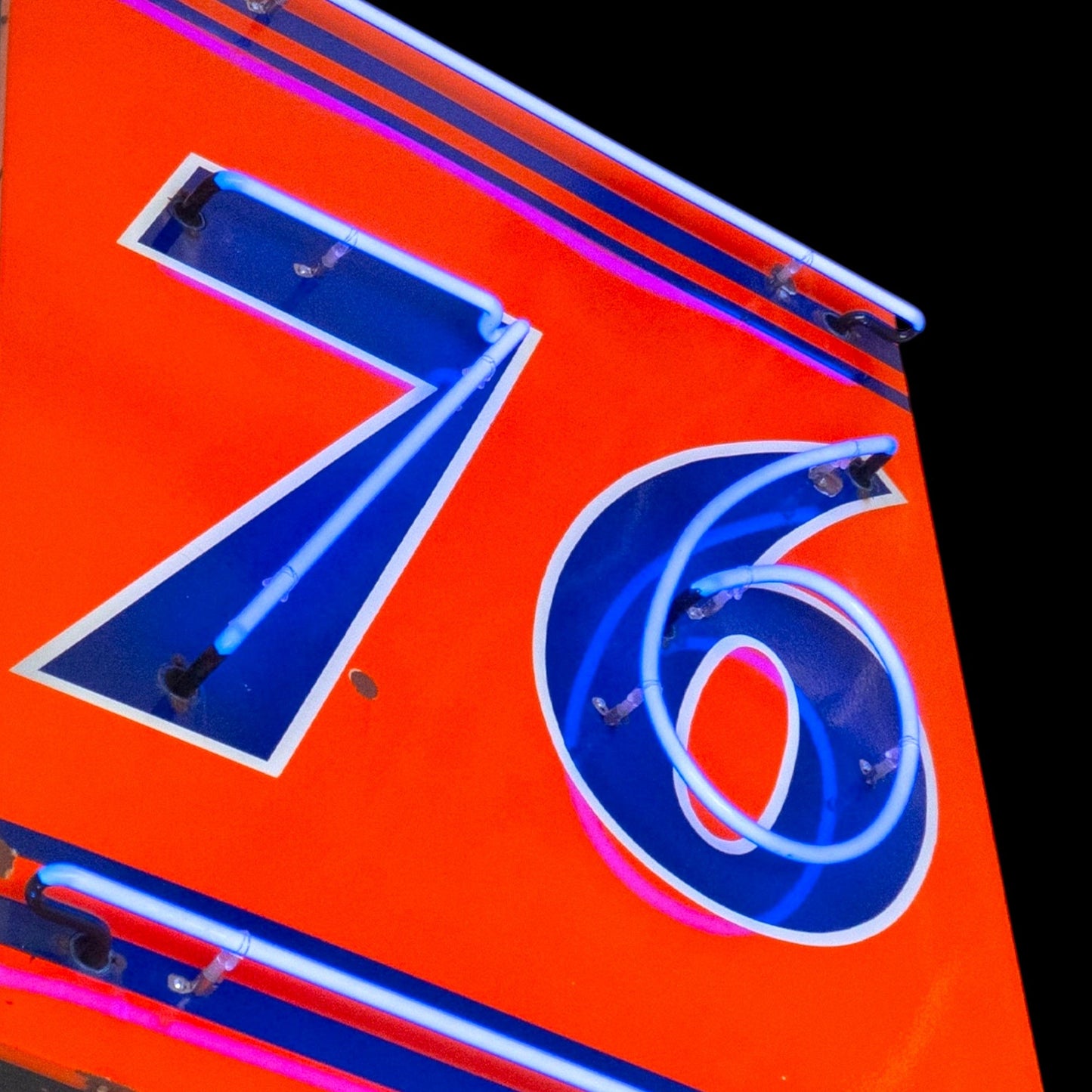 Union 76 Neon Sign - Real Glass, Porcelain, Steel Can - Vintage Gas Advertising