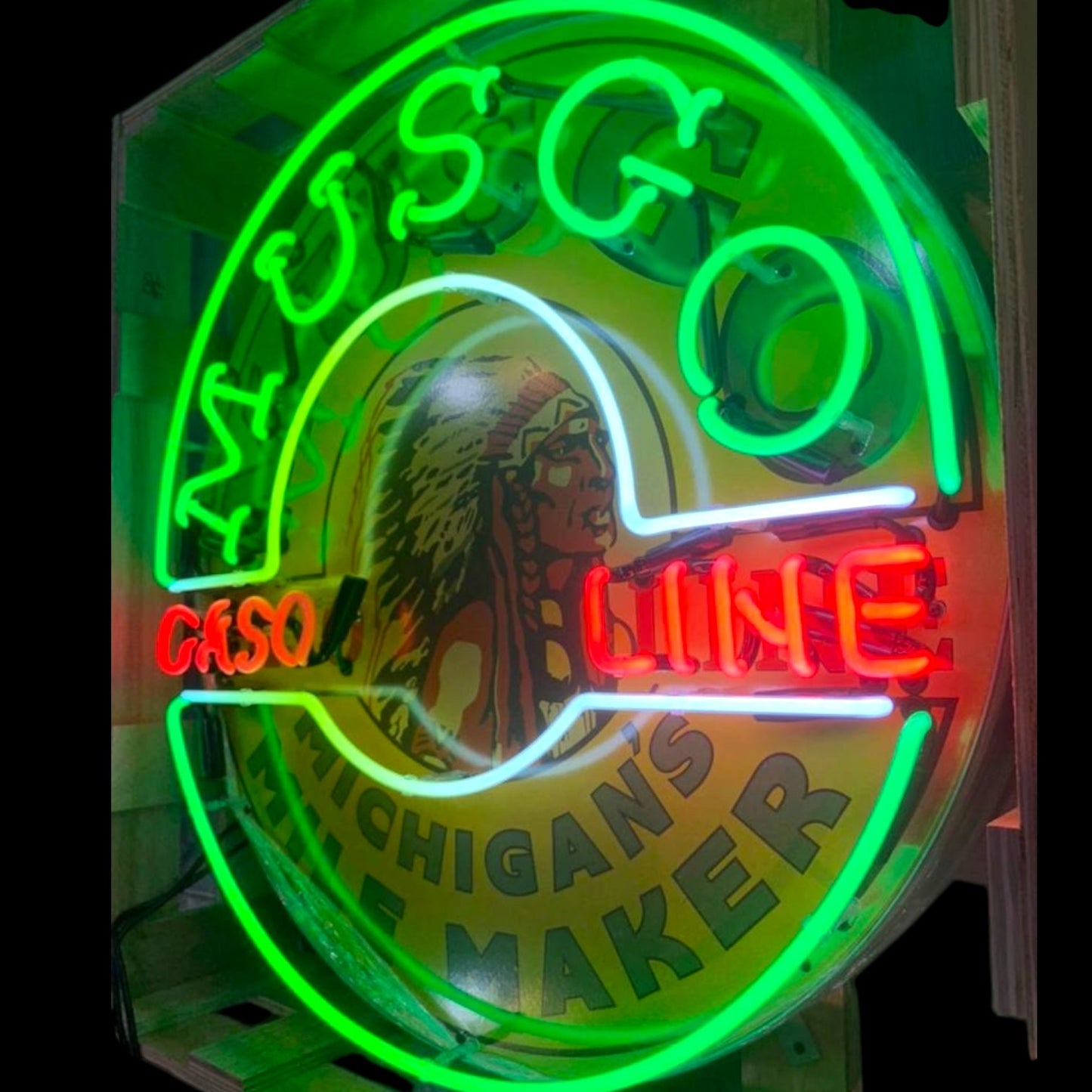 Musgo Gasoline Michigan Mile Maker Single-Sided Neon Porcelain Box Sign