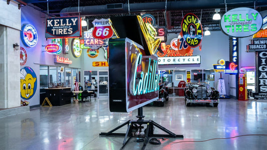 Porcelain vs. Tin vs. Aluminum Signs: What’s the Difference?