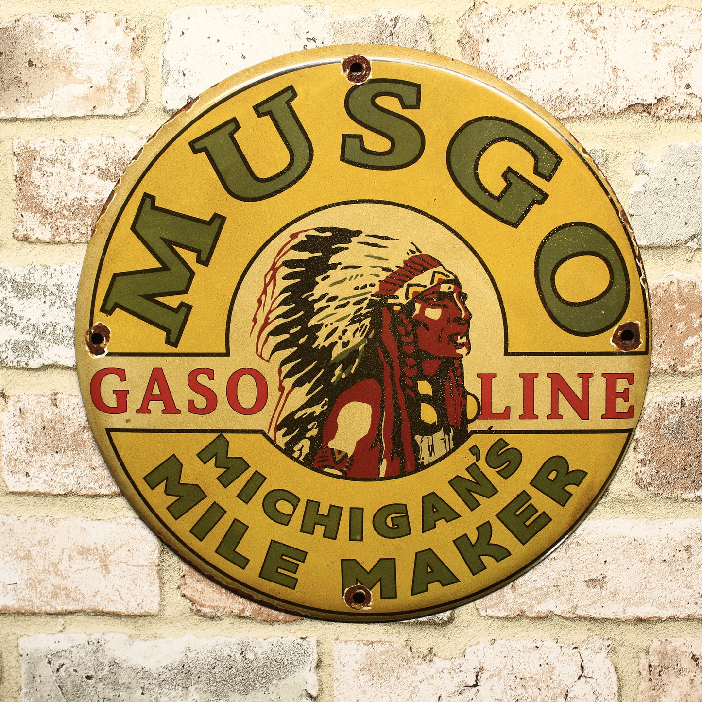 Musgo Gasoline Michigan Mile Maker Vintage Porcelain Enamel Sign (12in)
