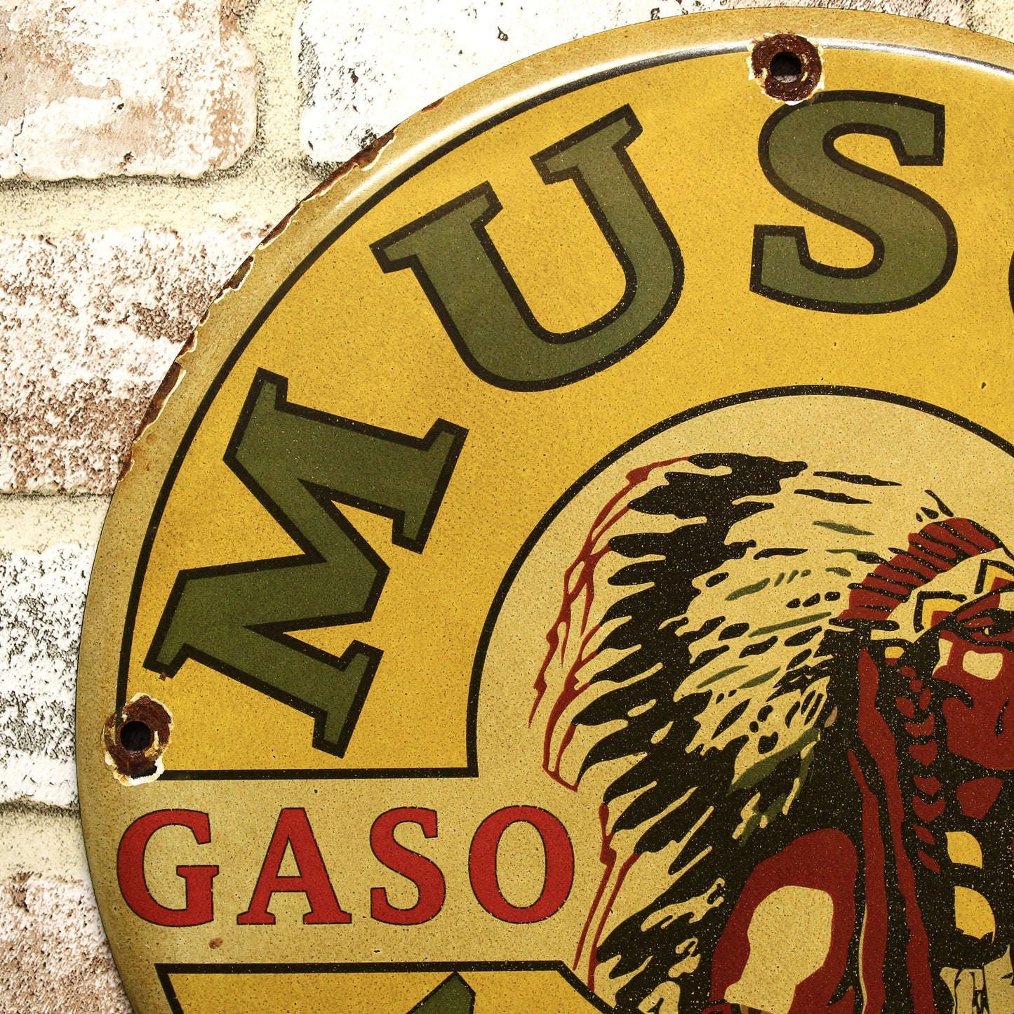 Musgo Gasoline Michigan Mile Maker Vintage Porcelain Enamel Sign (12in)