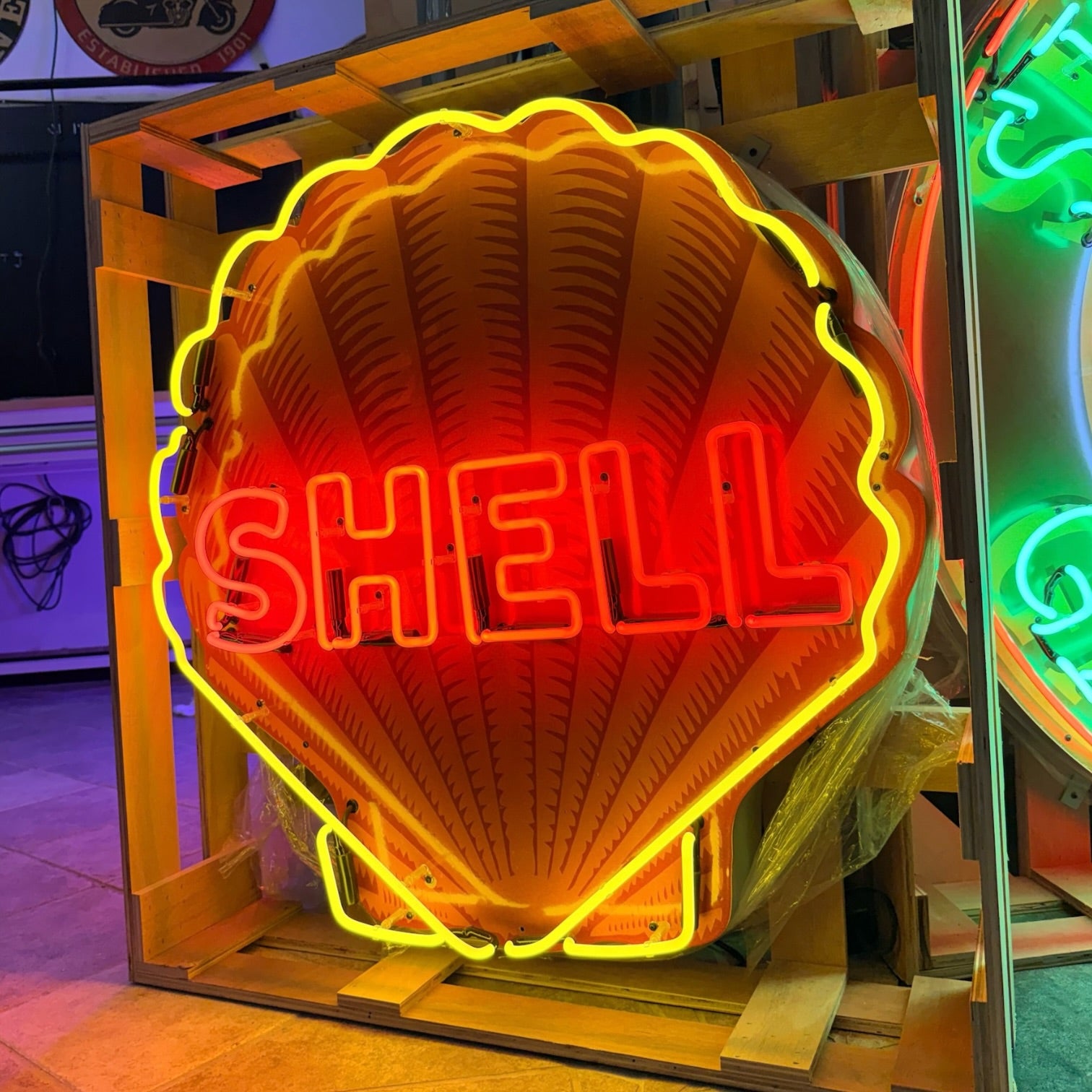 オリジナル　SHELL風　ガソリンロゴ　ネオン　看板 シェル型　LEDライト 81E56VcwI1L._AC_UF350,