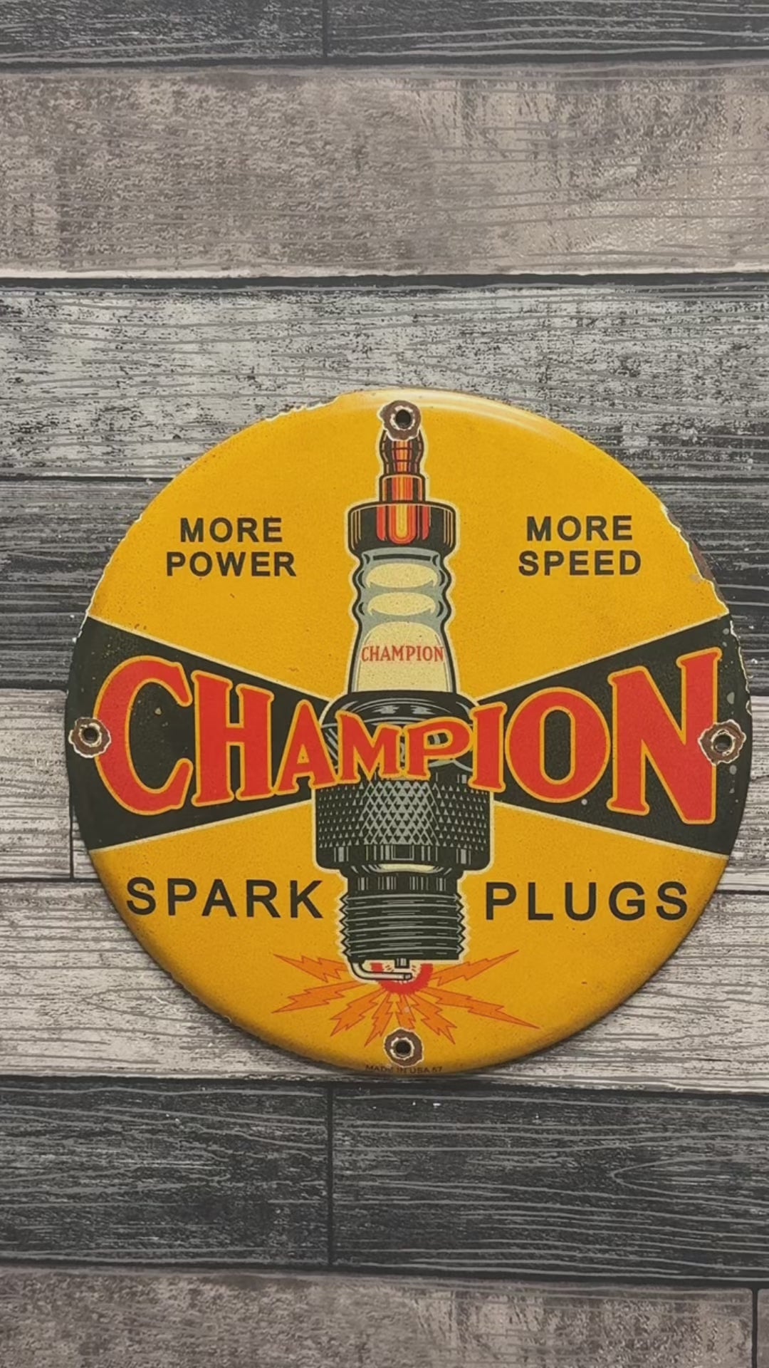 Mack　CHAMPION spark plug vintage ポスター Mack CHAMPION spark plug vintage ポスター Champion Spark